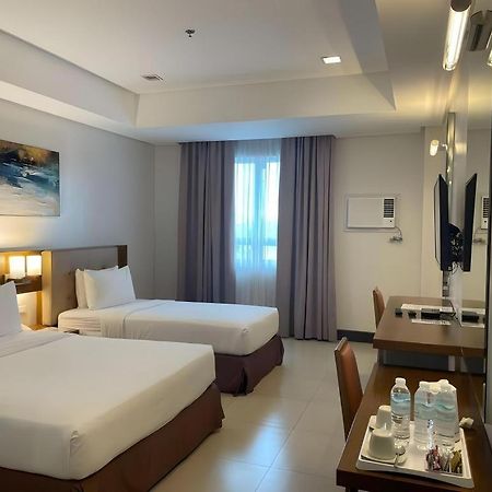 Diversion 21 Hotel Iloilo City Ngoại thất bức ảnh