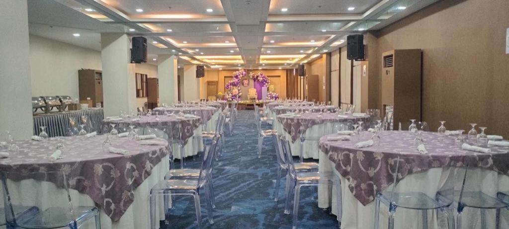 Diversion 21 Hotel Iloilo City Ngoại thất bức ảnh