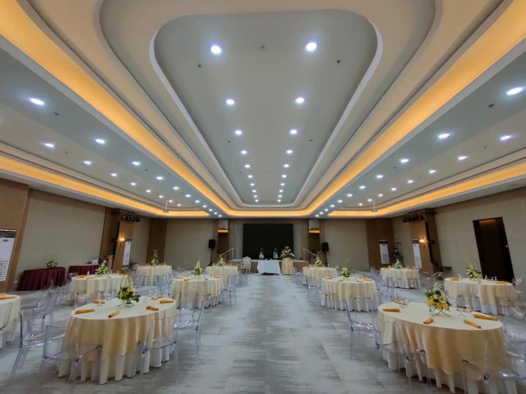 Diversion 21 Hotel Iloilo City Ngoại thất bức ảnh