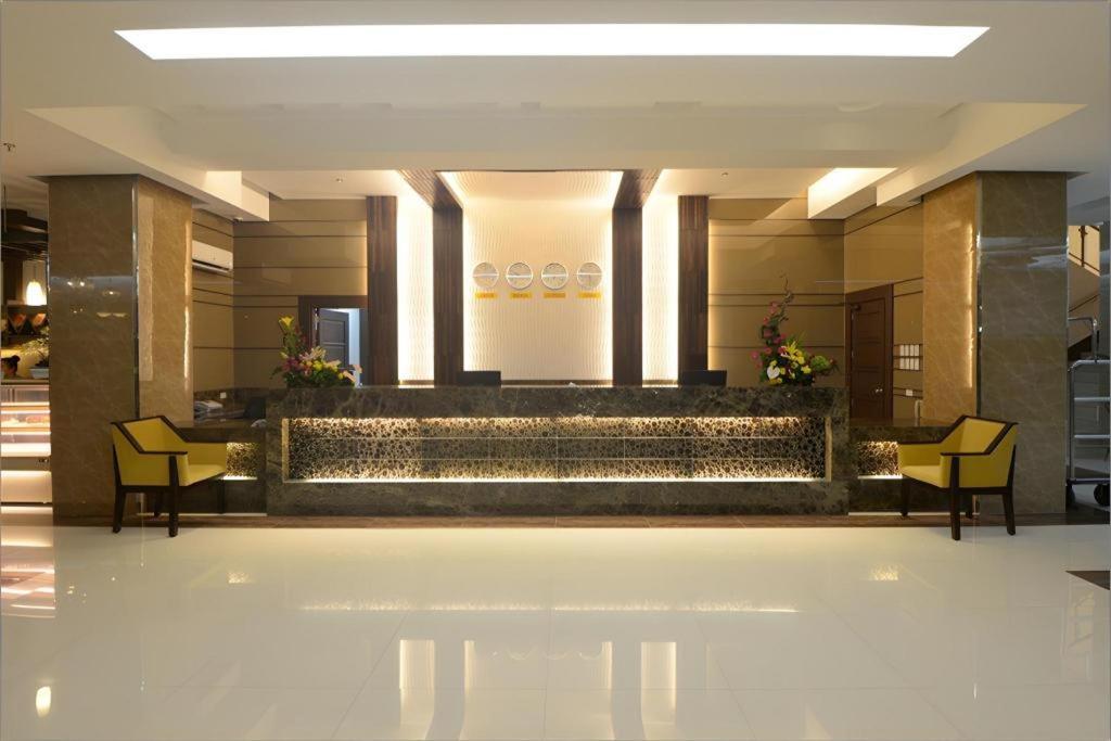Diversion 21 Hotel Iloilo City Ngoại thất bức ảnh