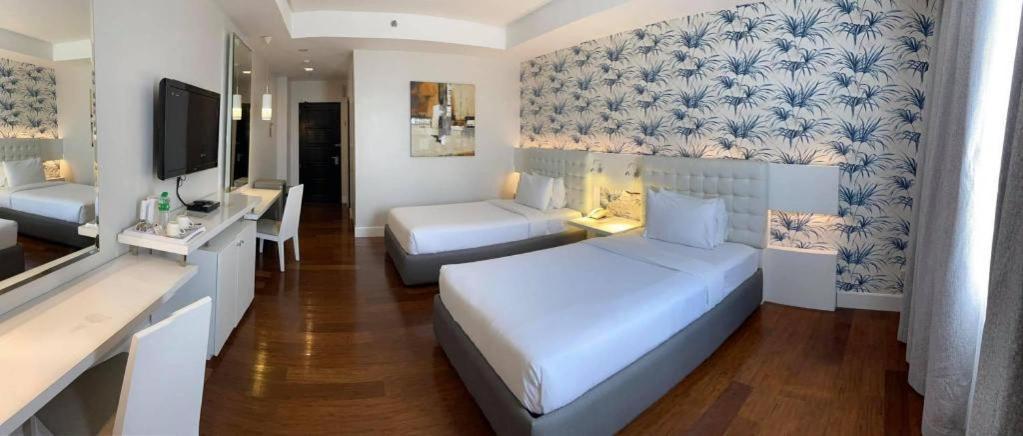 Diversion 21 Hotel Iloilo City Ngoại thất bức ảnh
