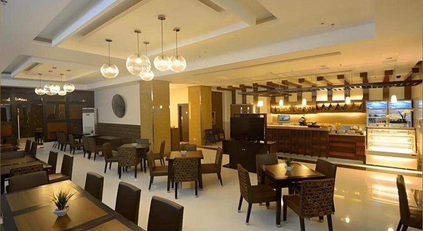 Diversion 21 Hotel Iloilo City Ngoại thất bức ảnh